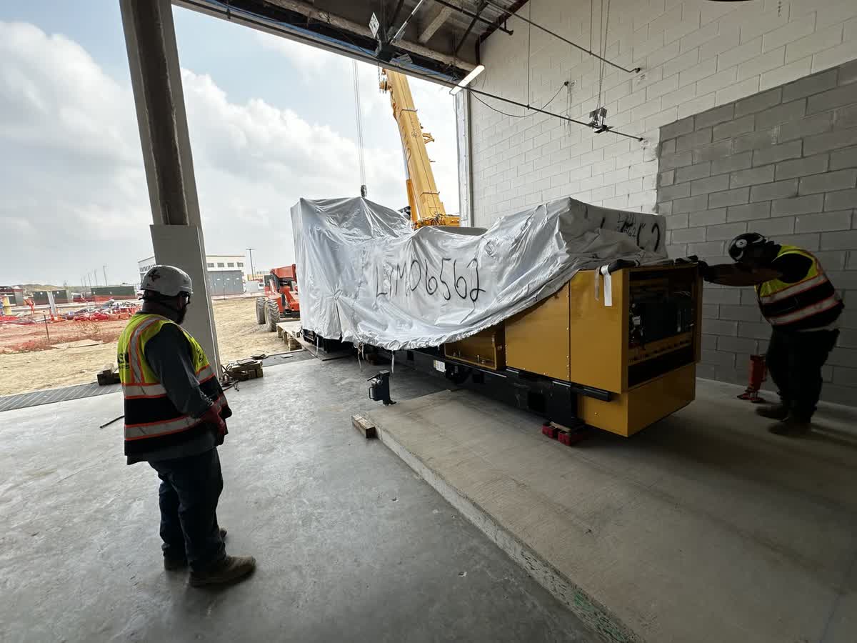 Heavy load handled at the dock by the Easton crew